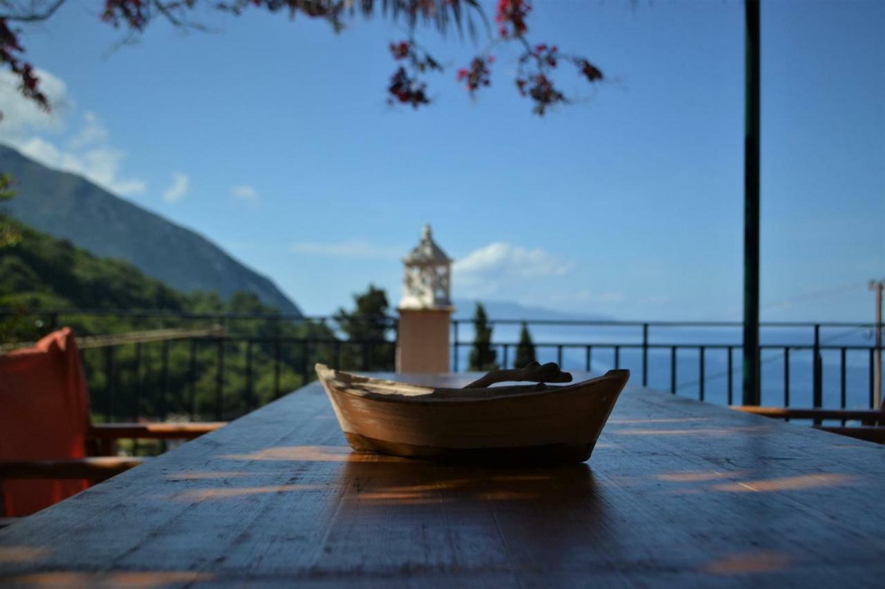 Giannatos Studios Poros (Kefalonia)